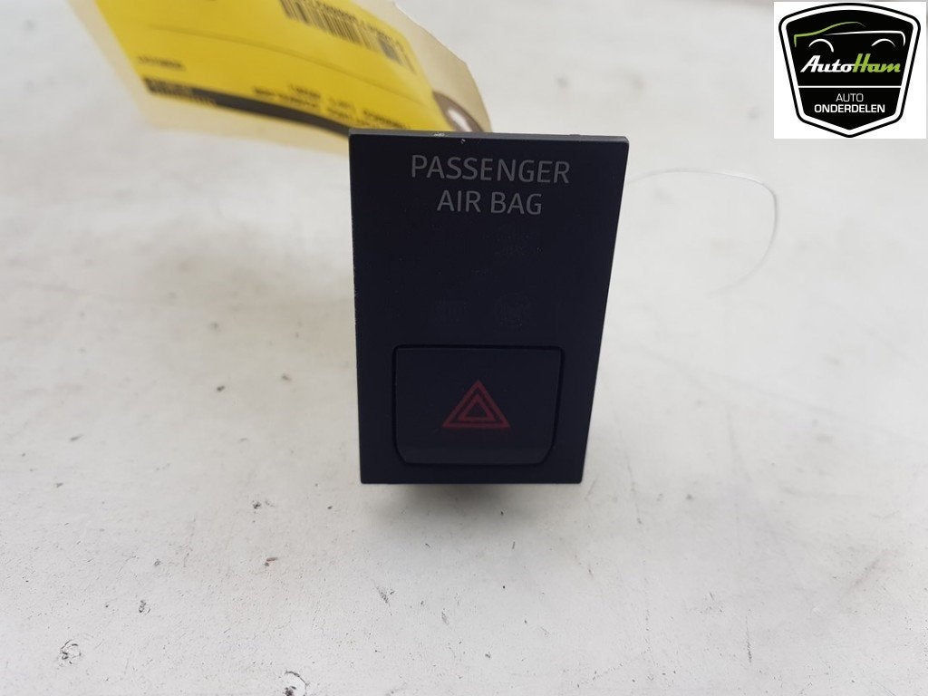 COMMUTATEUR DE FEUX DE DETRESSE Tarraco (|5FJ919225RDW|), Dhr. J. Ham, Administratie@autoham.nl, Utilisé, Seat