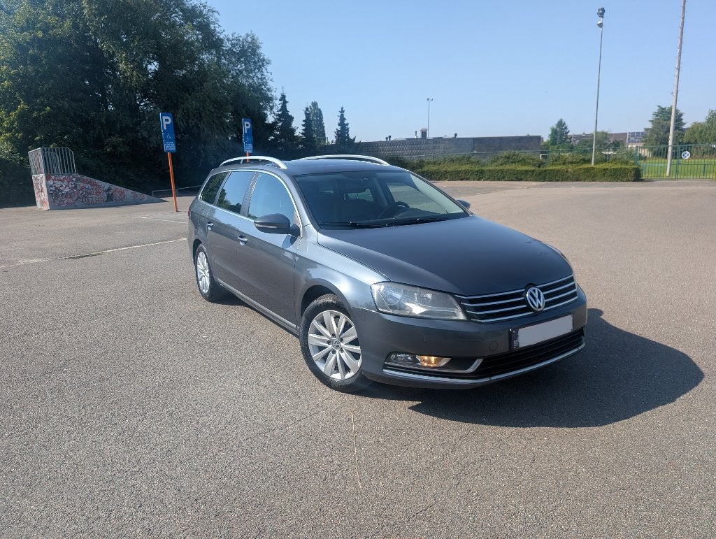 Passat Variant - EURO5 - CC - PANO - AIRCO - VERW ZETELS, Autos, Volkswagen, Cuir, Euro 5, 750 kg, Noir