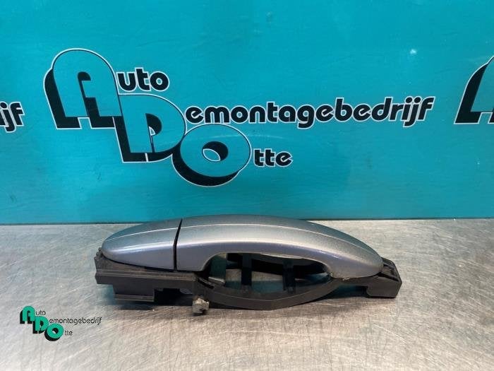 Poignée portière 4portes arrière droite d'un Ford Mondeo, -, 3 mois de garantie, -, -