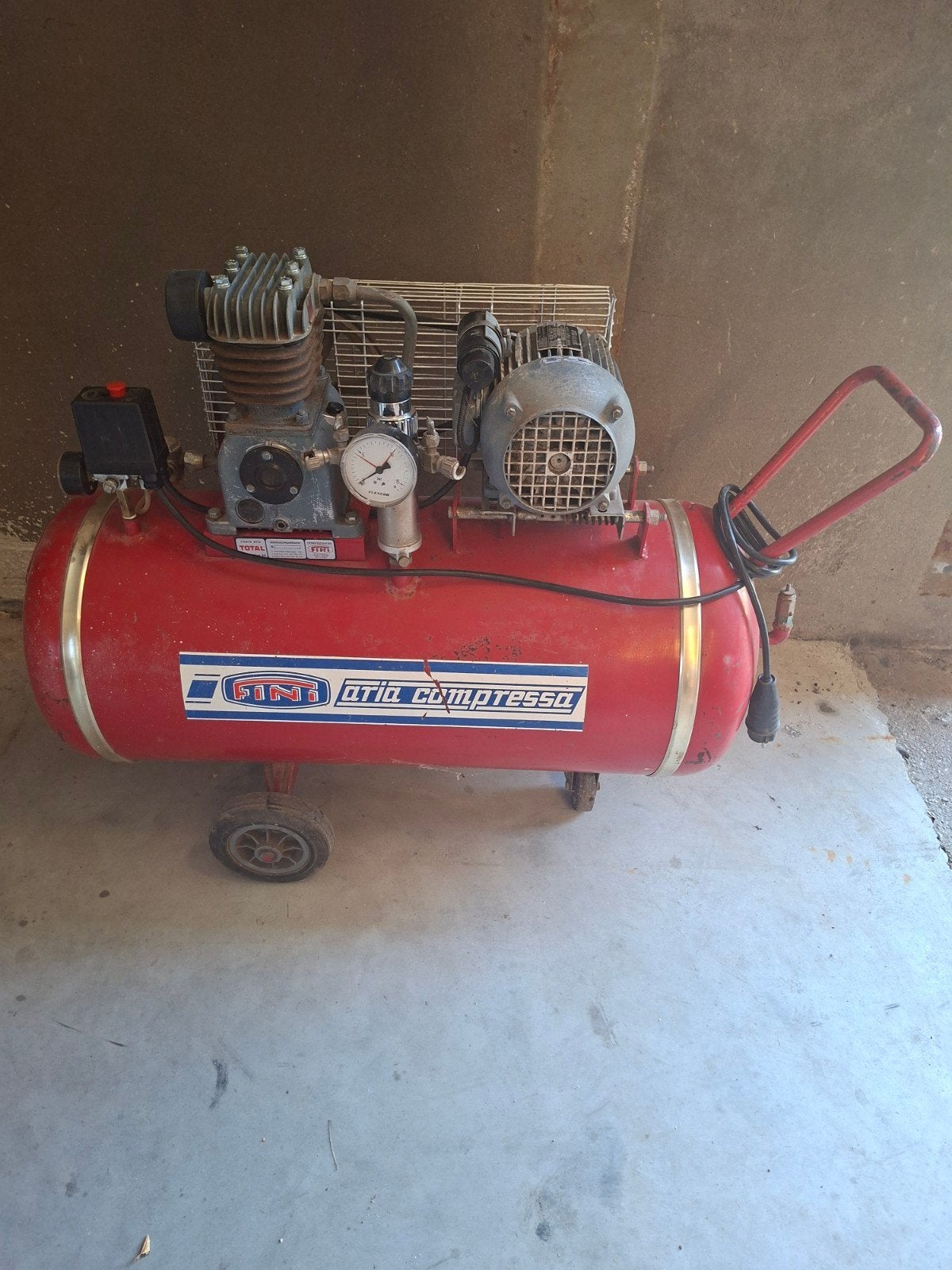 Compressor, Doe-het-zelf en Bouw, Compressors, Ophalen