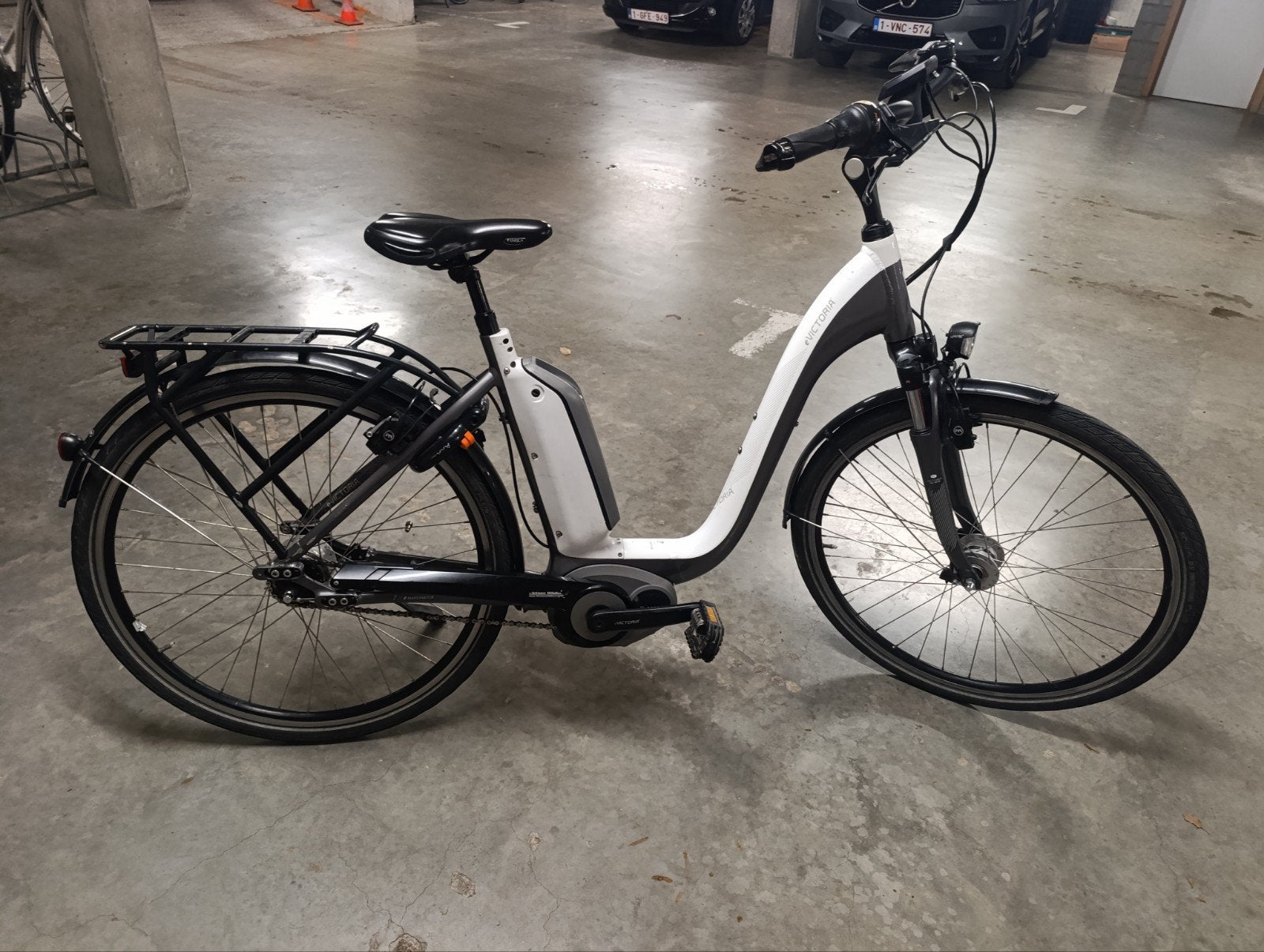 Victoria 7.9 electrische fiets met lage opstap, Ophalen