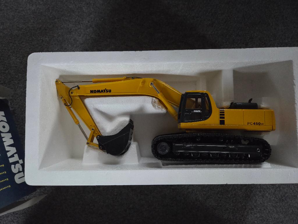 JOAL 266 Komatsu PC400LC-6 Avance graafmachine in1:32 NIEUW, Enlèvement, Neuf, Autres types, Joal