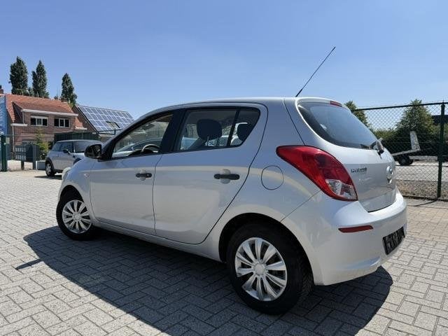 Hyundai i20 1.2 Benzine Facelift | 5 deurs | 1 JAAR GARANTIE, Autos, Hyundai, 945 kg, Achat, 63 kW, Entreprise
