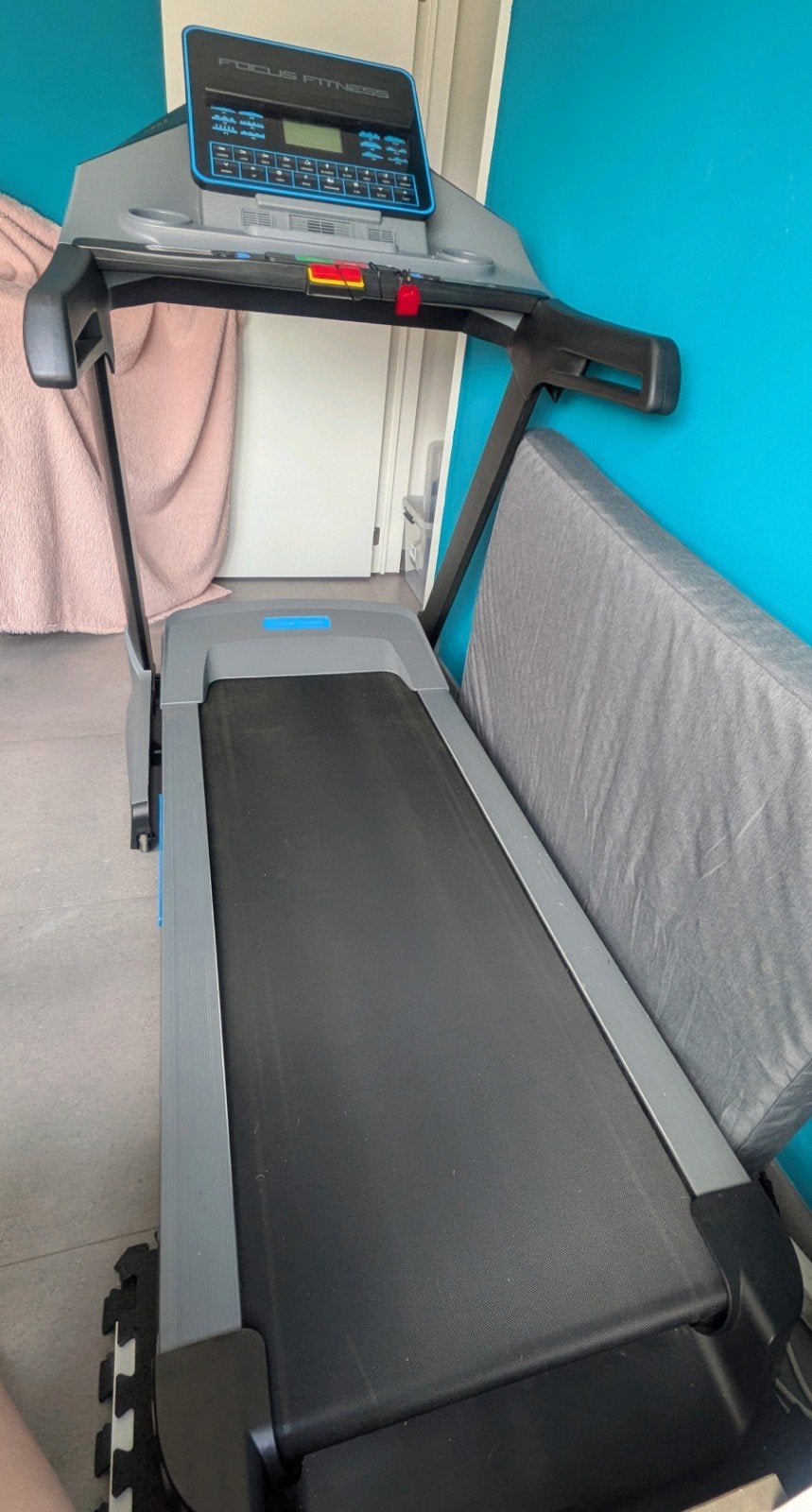 Loopband focus fitness 9 iplus, Sport en Fitness, Loopsport en Atletiek, Ophalen
