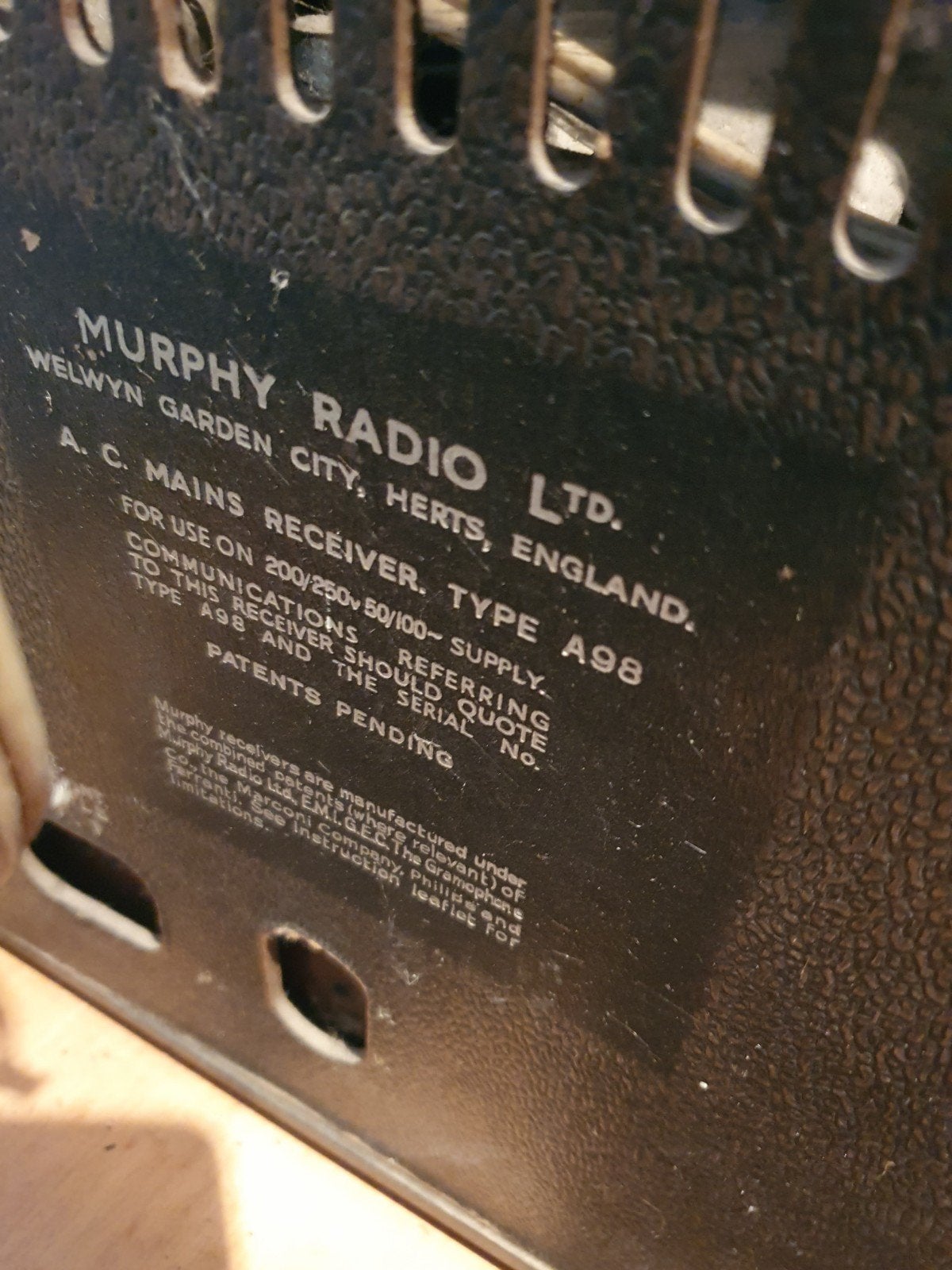 Mooi grote bakelieten radio, Ophalen