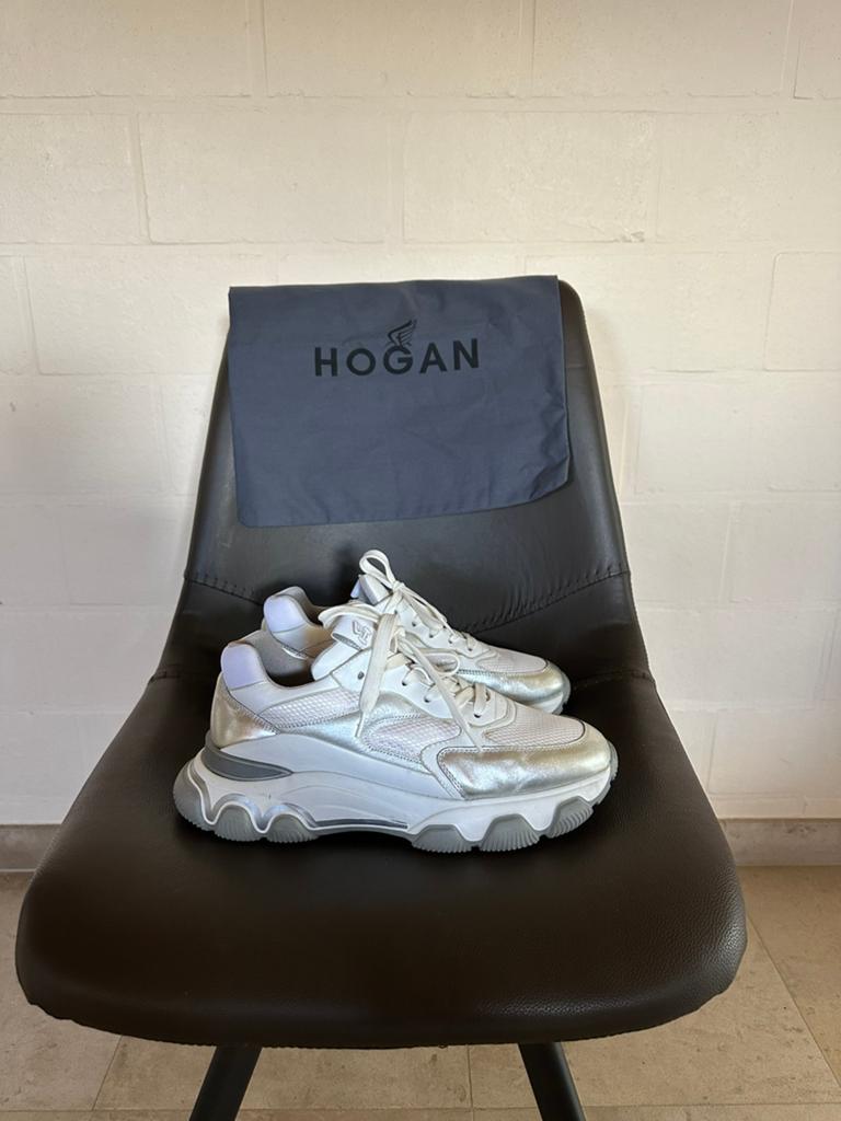 HOGAN sneakers - maat 41 - wit/zilver, Enlèvement ou Envoi, Comme neuf, Blanc, Sneakers et Baskets