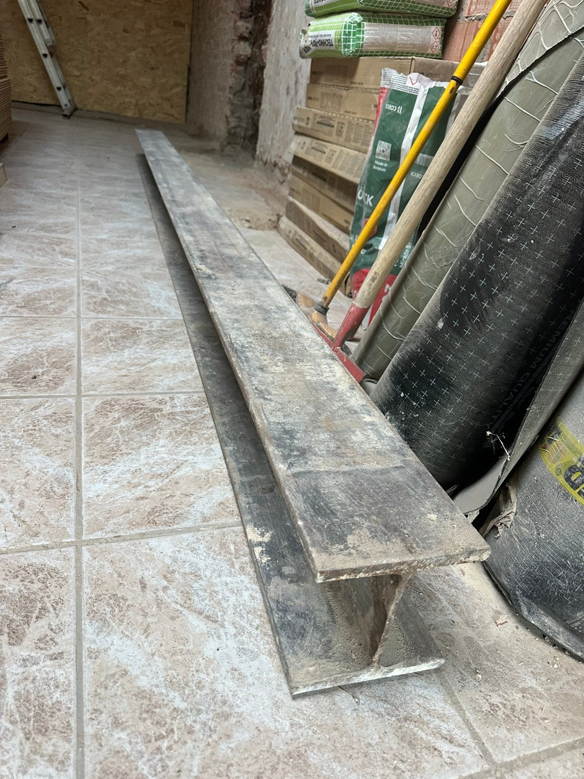 Poutrel HEB 3,57m.   16x16.  1cm dik, Doe-het-zelf en Bouw, Ophalen, Zo goed als nieuw