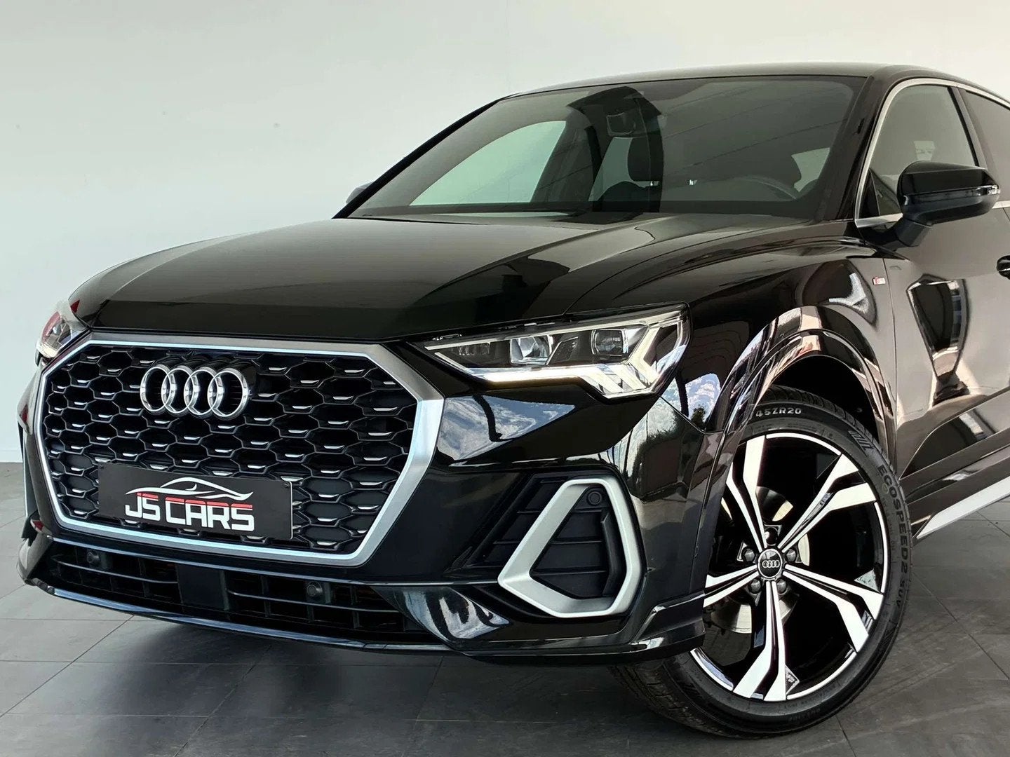 Audi Q3 Sportback 1.5 TFSI S-LINE-1ERPRO-COCKPIT-CARPLAY-CAM, Autos, Audi, Cuir, Entreprise, Noir, 5 portes