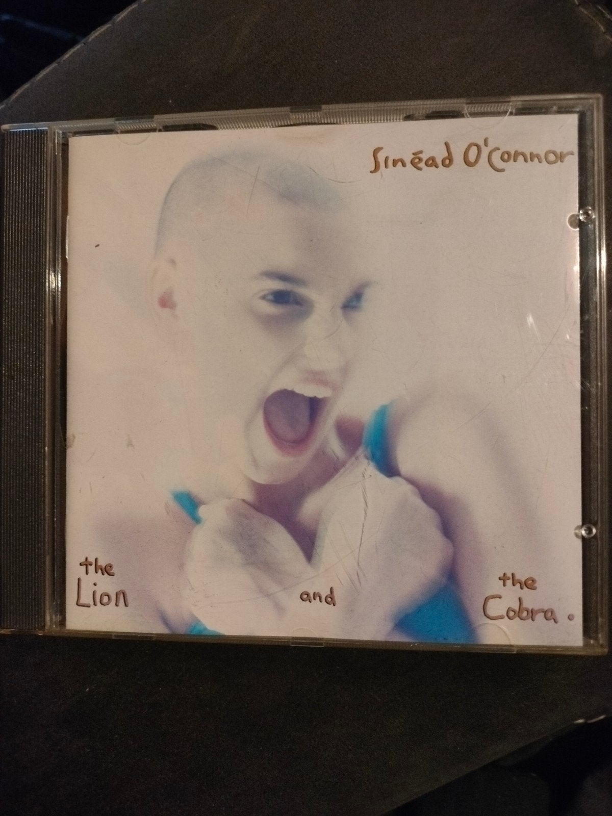 Sinéad O'Connor - The lion and the cobra, Cd's en Dvd's, Cd's | Jazz en Blues, Ophalen of Verzenden, Zo goed als nieuw, Album