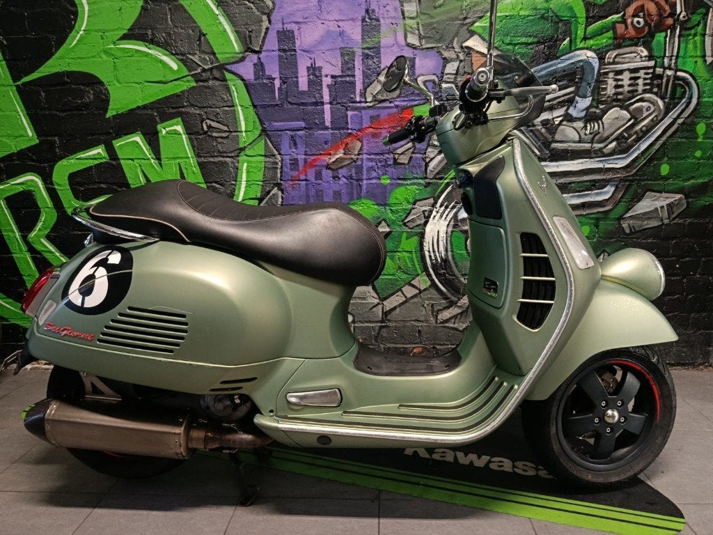 Vespa GTV 300 "Sei Giorni", Vélos & Vélomoteurs, Scooters | Vespa, Comme neuf, Autres modèles, Essence, Enlèvement