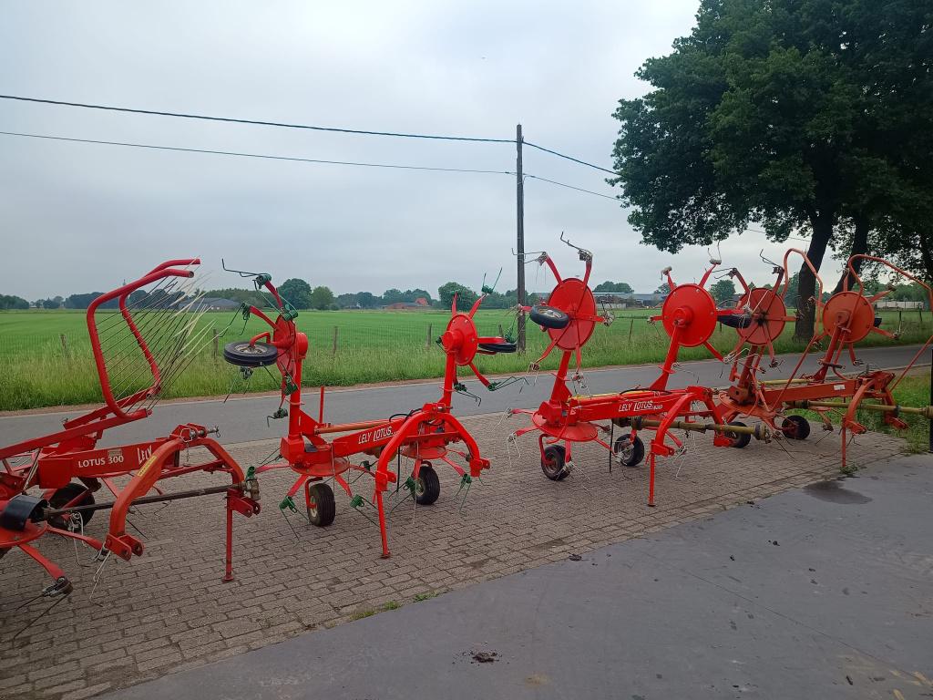 Lely schudders/hooiers/keerders kuhn hark, Zakelijke goederen, Ophalen