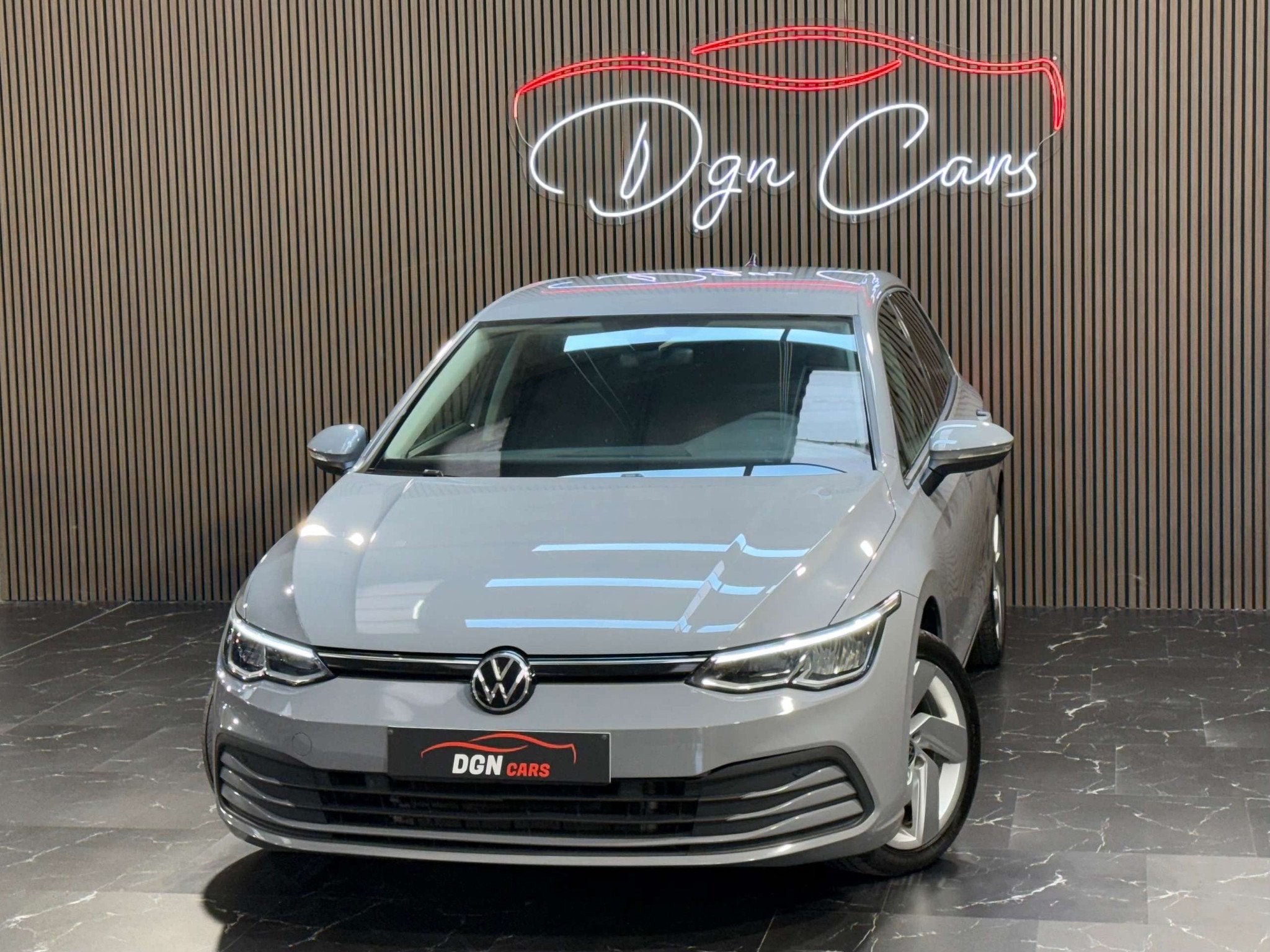 Volkswagen Golf 1.0 TSI PRÊT À IMMATRICULER (bj 2021), Auto's, Stof, Gebruikt, Bedrijf, Golf