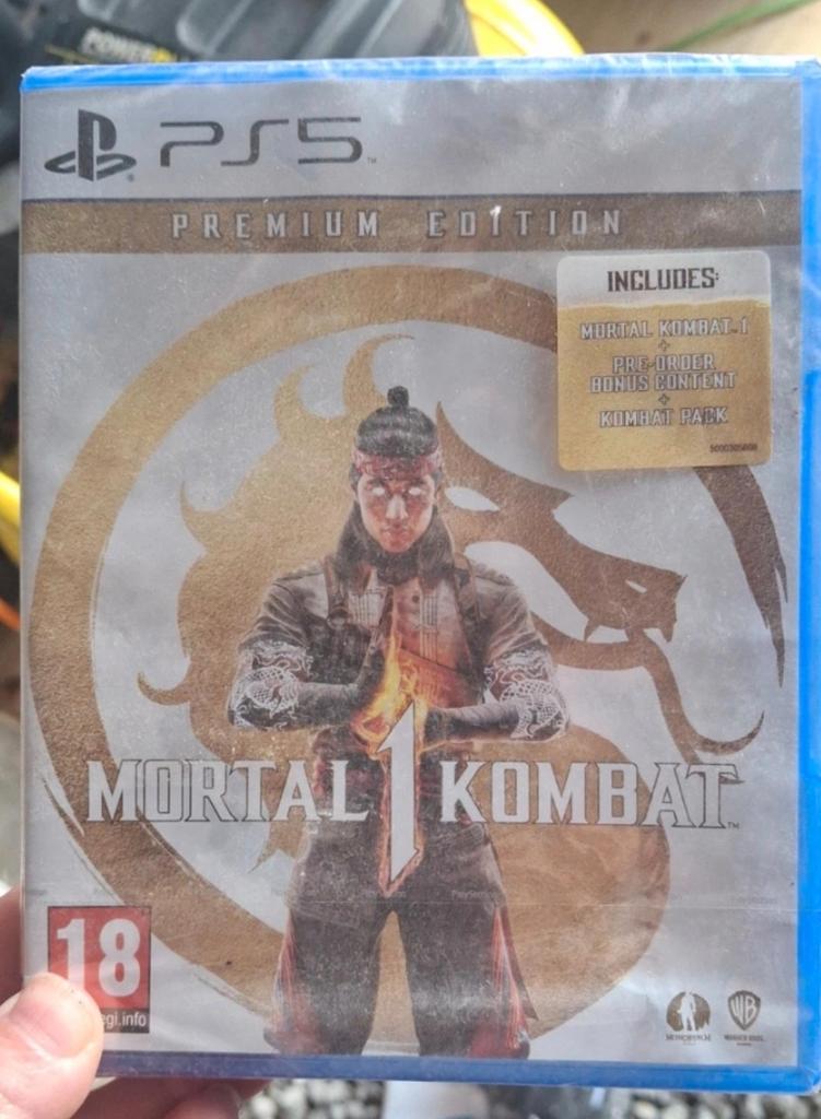 Ps 5 Mortal Combat premium + mok, muts en sleutelhangers, Enlèvement ou Envoi