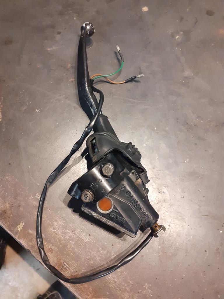 Voorste remhendel Yamaha XV Virago 750, Ophalen