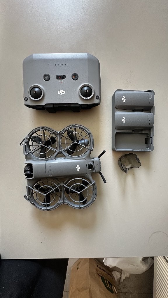 DJI Neo 2 Fly More Combo, TV, Hi-fi & Vidéo, Drones, Drone avec caméra, 250 à 900 g, Enlèvement ou Envoi, Qualité supérieure