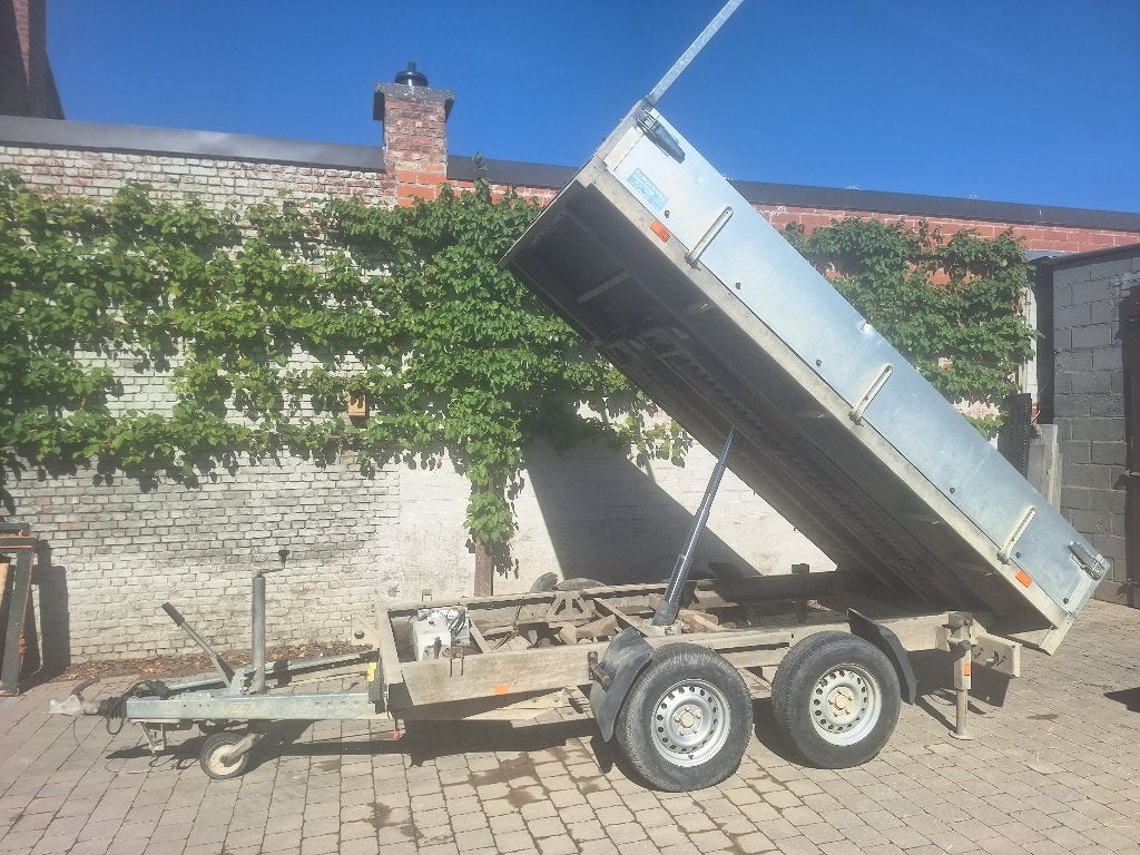 Aanhangwagen kipper, Ophalen, Gebruikt