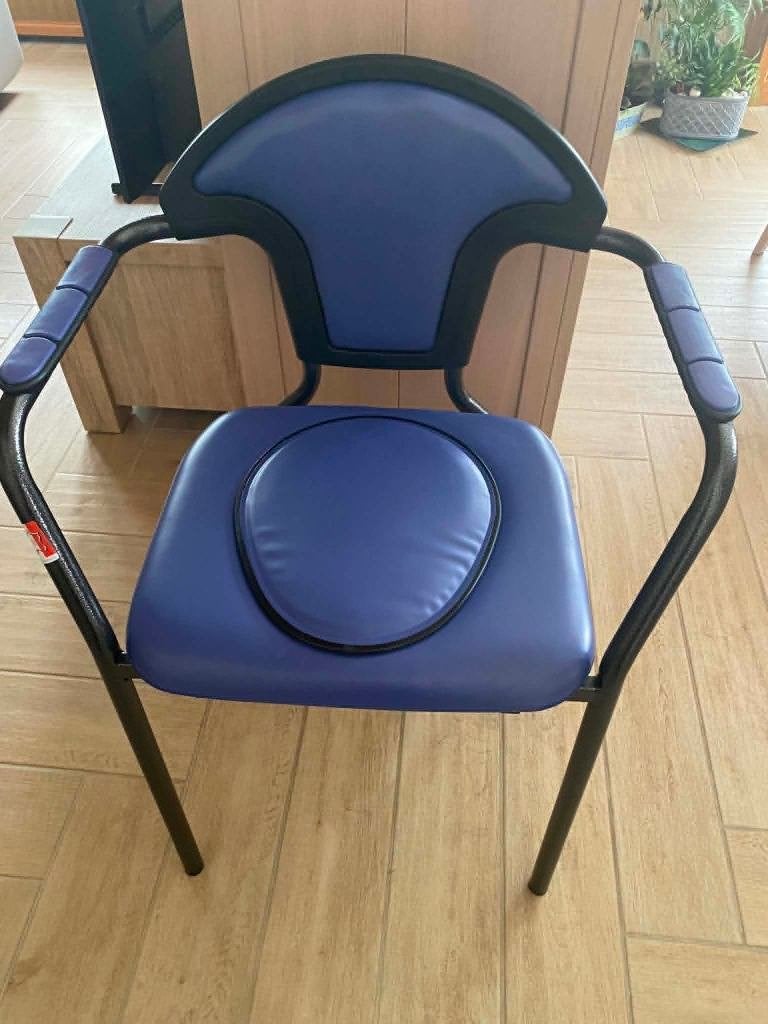 chaise percée, Divers, Enlèvement, Neuf