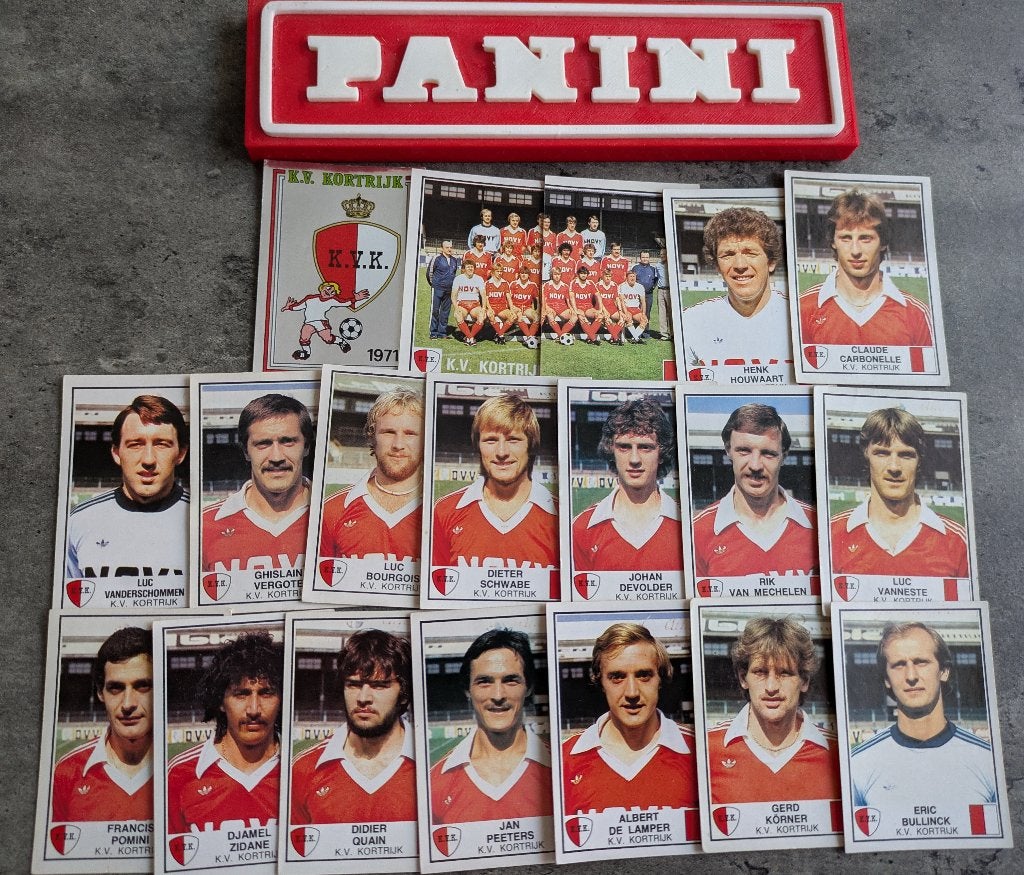 PANINI FOOTBALL 82 KVK KORTRIJK 19 STICKERS 1982 voetbal, Verzenden, Nieuw, Sticker