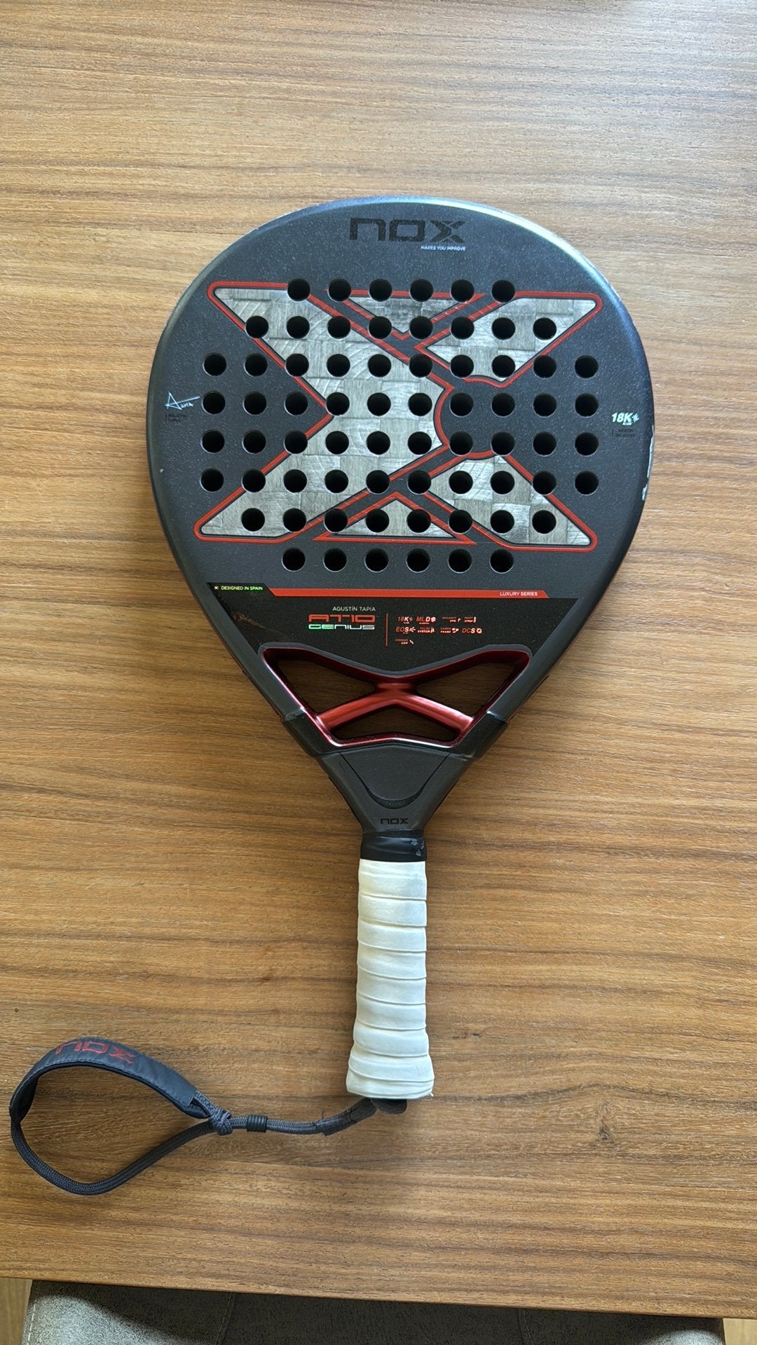 Nox AT10 genius, Sport en Fitness, Padel, Ophalen of Verzenden, Gebruikt, Padelracket