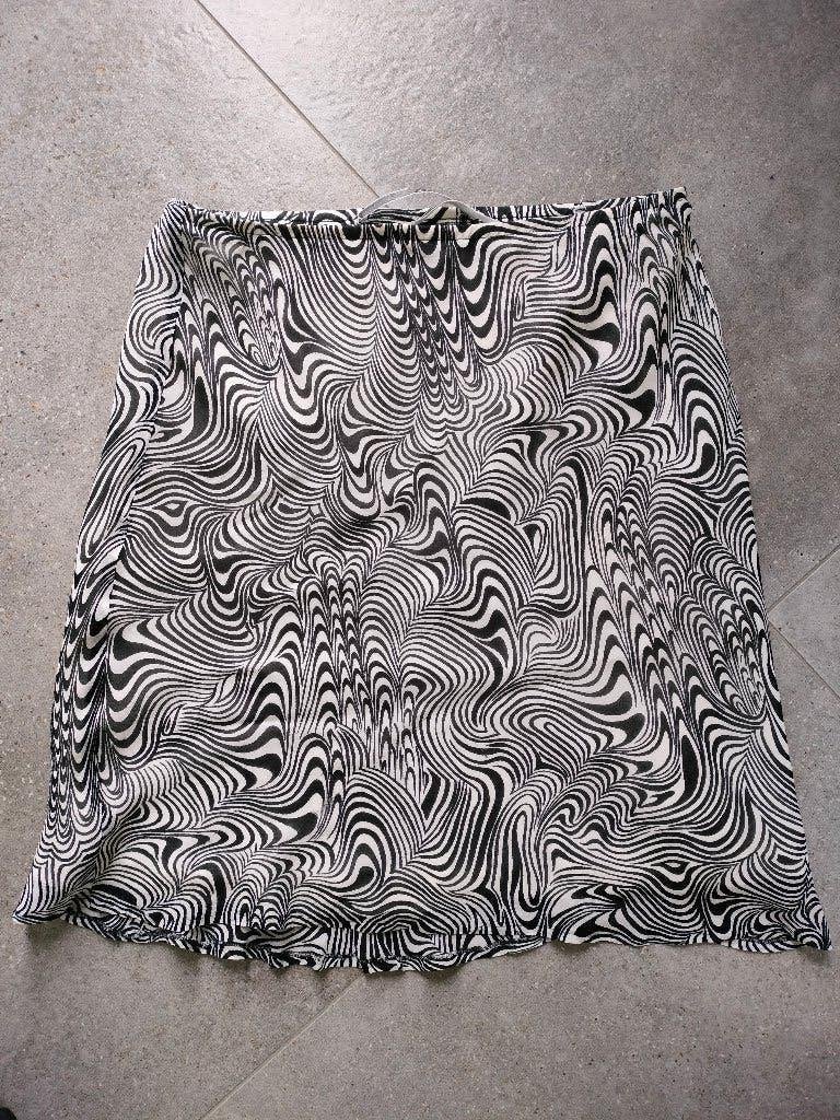 Jupe Taifun à imprimé graphique noir et blanc taille 38-40, Taille 38/40 (M), Enlèvement ou Envoi, Taifun, Blanc