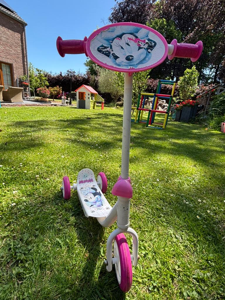 Trottinette Minnie, Enfants & Bébés, Enlèvement, Utilisé, Fille