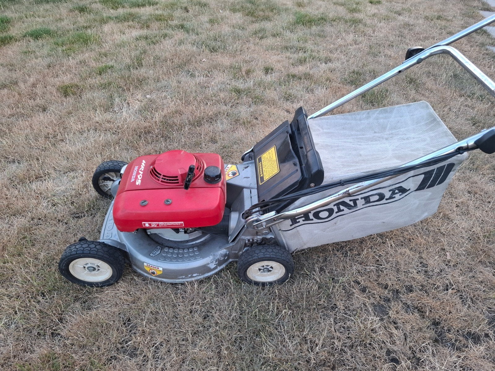 grasmaaier honda hr1950 zelftrekker met messtop, Tuin en Terras, Grasmaaiers, Ophalen, Cirkelmaaier, Honda, Versnellingen