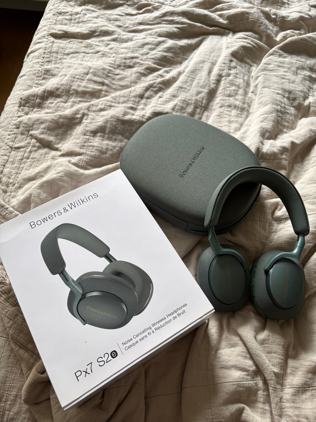 Écouteurs Bowers & Wilkins, TV, Hi-fi & Vidéo, Casques audio, Comme neuf, Vert, Bowers & Wilkins, Bluetooth