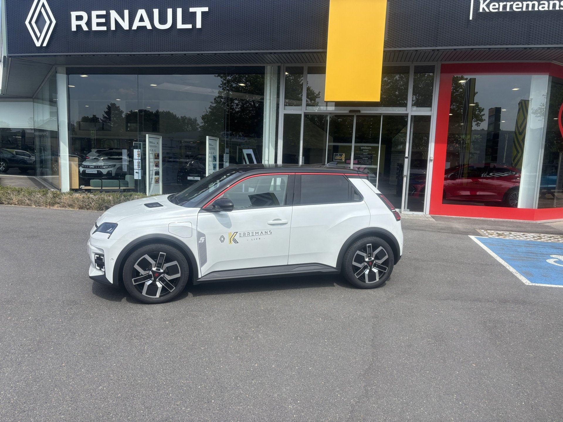 Renault 5 comfort range techno 52 kWh Beschikbaar vanaf 31/0, Autos, Renault, Achat, Entreprise, https://public.car-pass.be/vhr/532c5f6d-582d-4a08-9a33-551ed341ec78