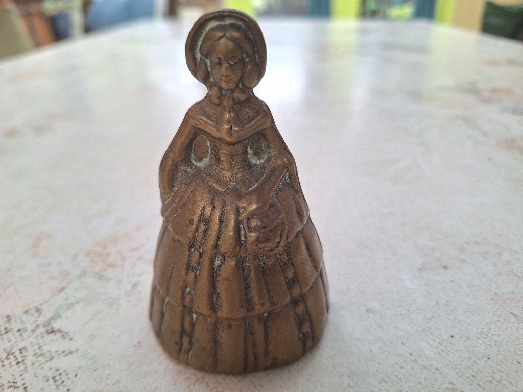 Cloche en bronze, Enlèvement, Bronze