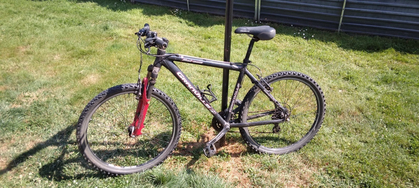 jongensfiets, Enlèvement