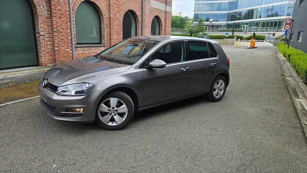 VW Golf 7/ 1.2 benzine/1ste eigen/ bwj 2015/AUTOMAAT!!!, Autos, Argent ou Gris, Achat, Euro 6, Entreprise