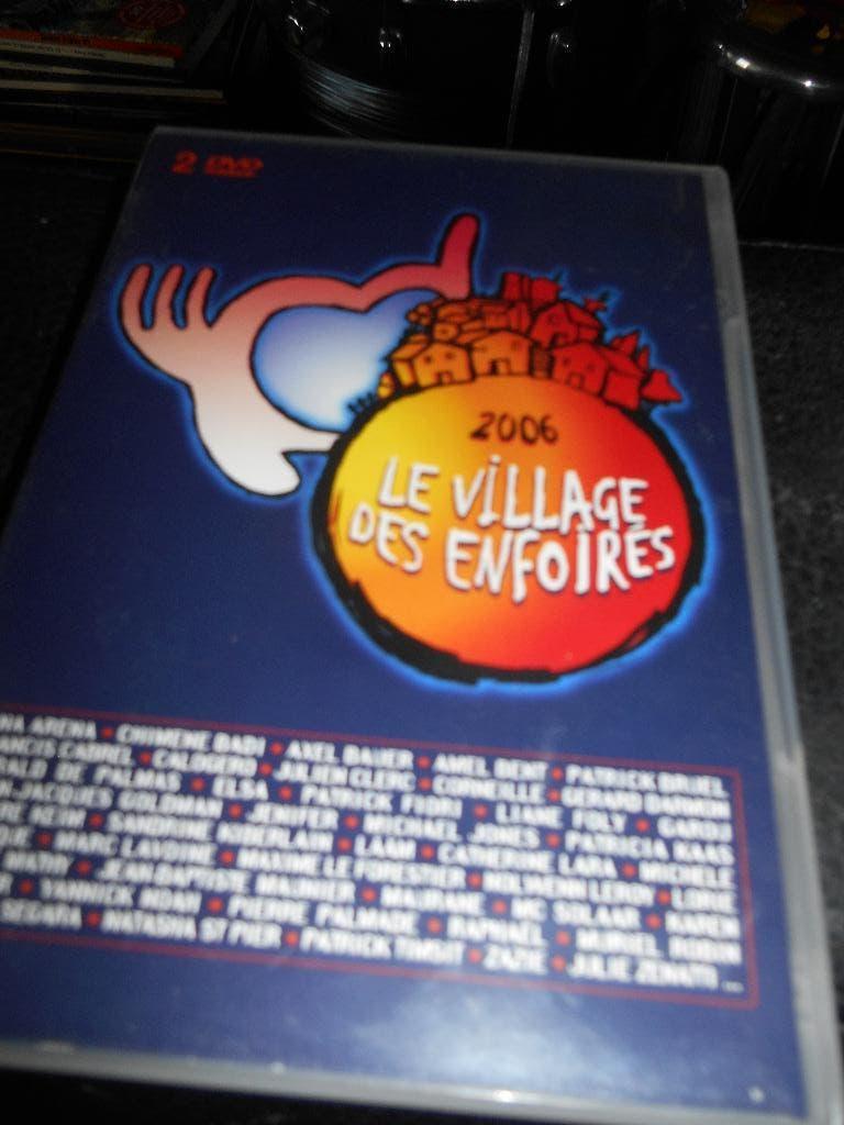 2 DVD le village des enfoirés 2006, CD & DVD, Enlèvement ou Envoi