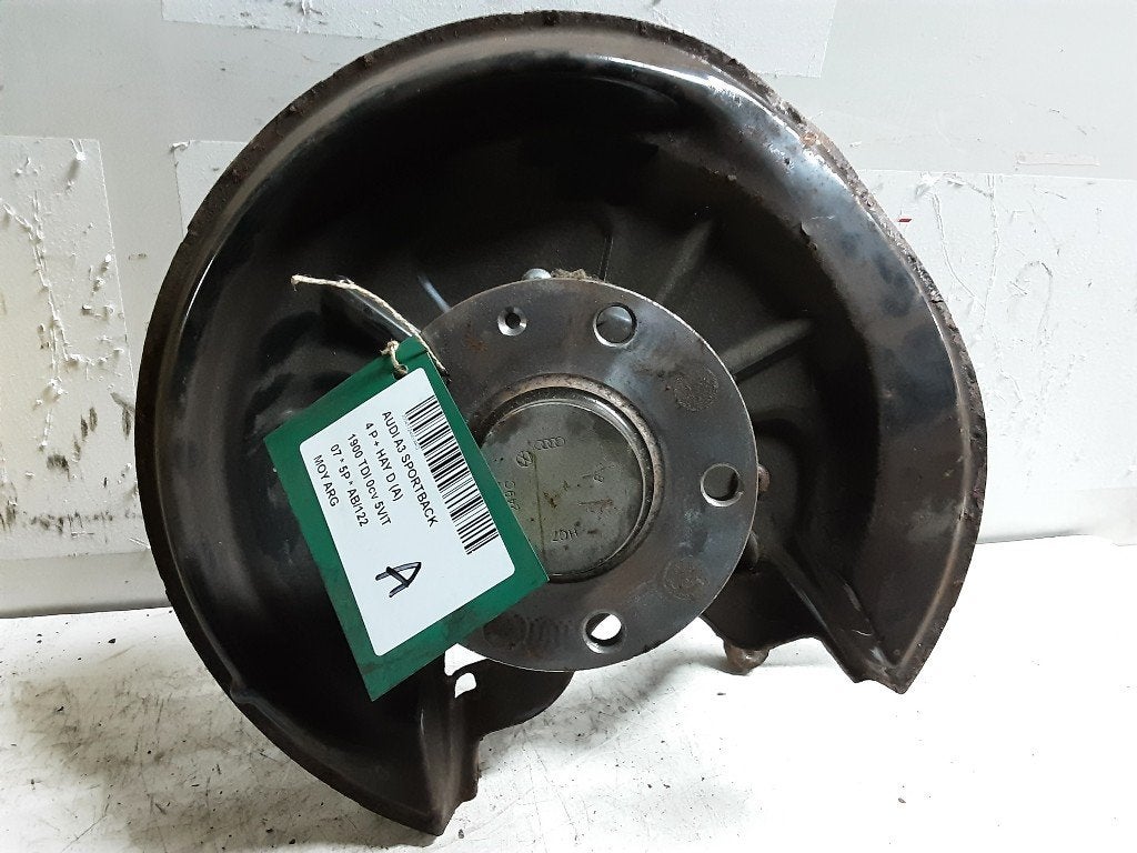MOYEU DE ROUE ARRIÈRE GAUCHE Audi A3 Sportback (8PA), Mevr. I. Hauben, Audi, Utilisé, Rue de l'Espoir 34 34
4030  GRIVEGNÉE, BE