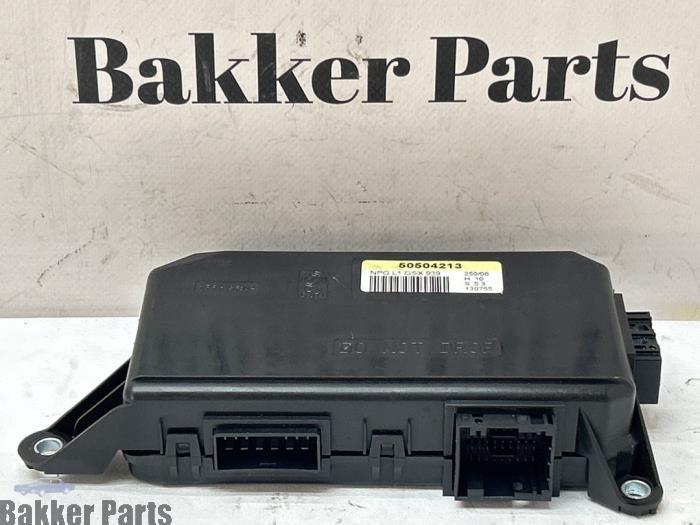Module verrouillage central des portes d'un Alfa Romeo 159, -, -, 3 mois de garantie, Utilisé