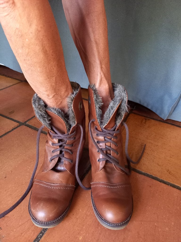 bottes d'hiver pour femmes, Vêtements | Femmes, Chaussures, Neuf, Enlèvement ou Envoi, Brun, Boots et Botinnes