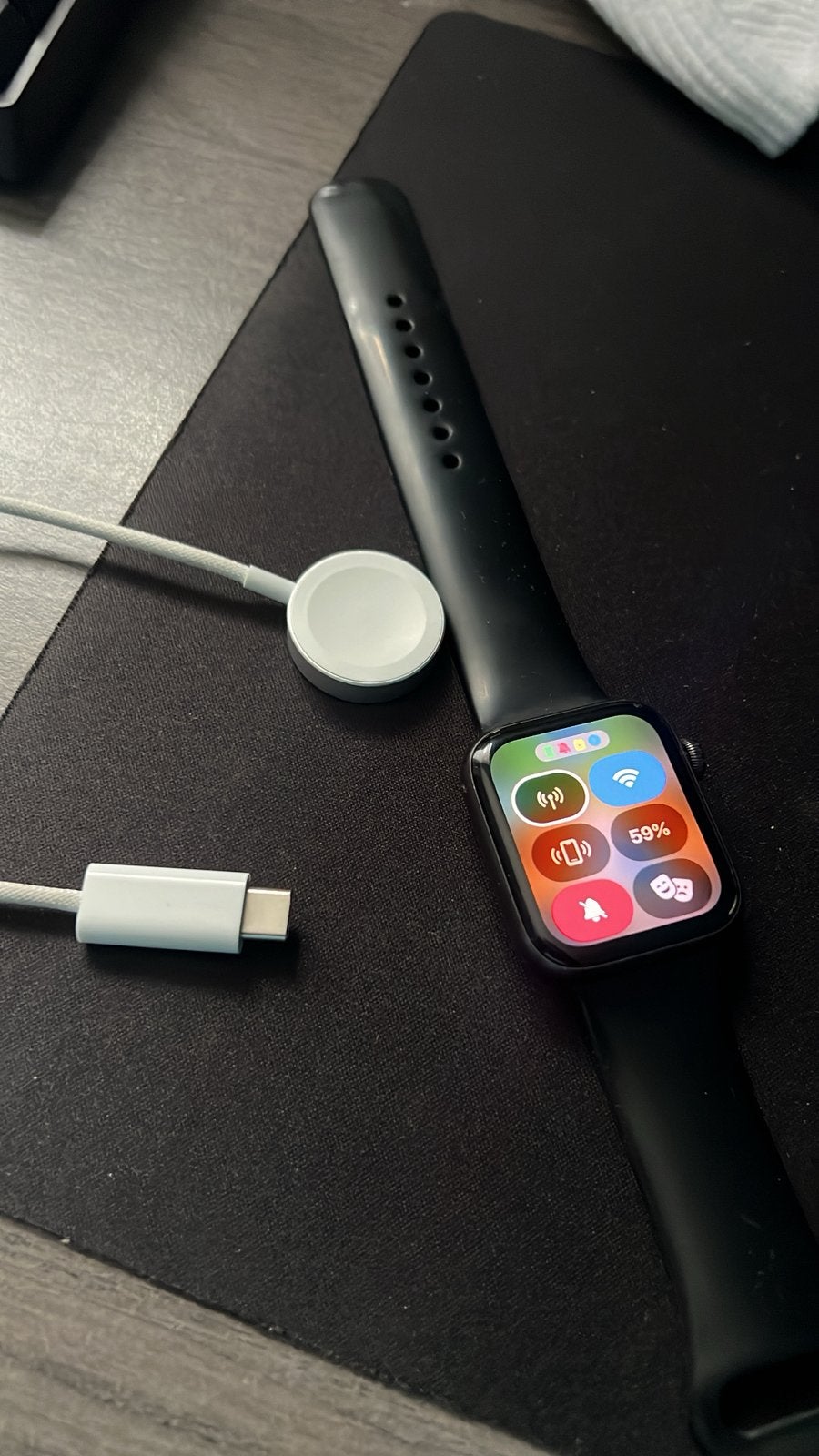 APPLE WATCH, Telecommunicatie, Mobiele telefoons | Apple iPhone, Zwart, 32 GB, Ophalen of Verzenden, Zo goed als nieuw