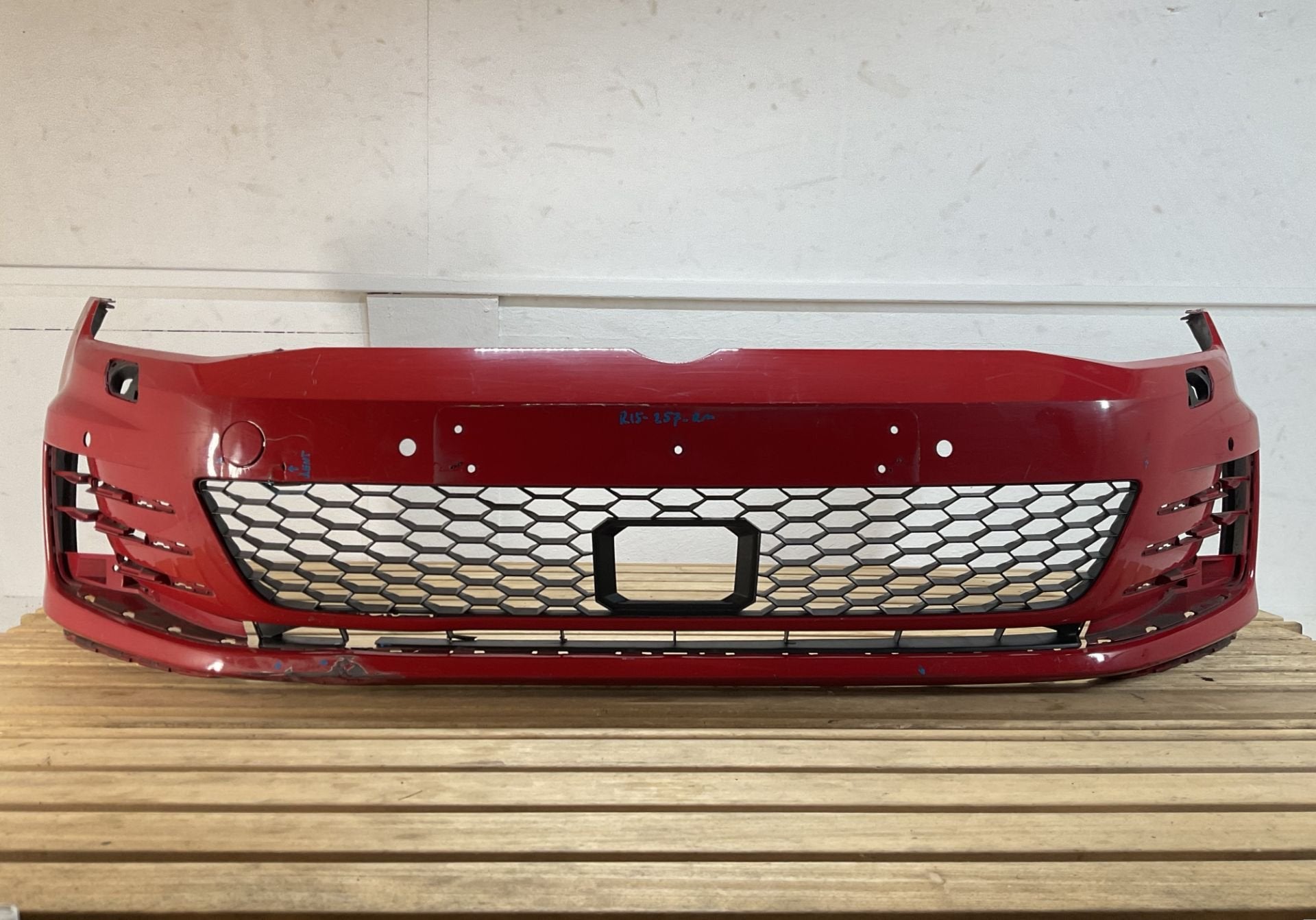 Bumper Volkswagen Golf 7 GTI GTD 5G0807221L 12-16 Voorbumper, Auto-onderdelen, Gebruikt, Volkswagen AG, Vw@volkswagen.de, Bumper