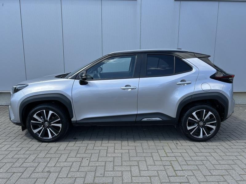 Toyota Yaris Cross Premiere /4X4/AWD, Auto's, Toyota, Automaat, Euro 6, 116 pk, Bedrijf