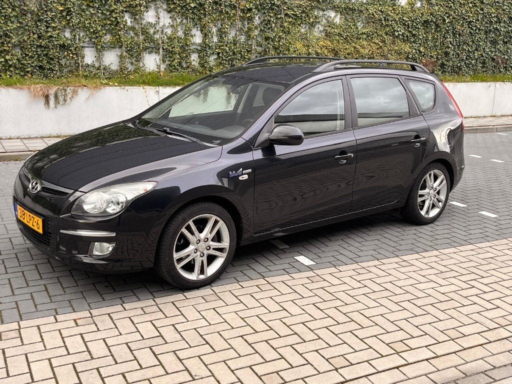 Hyundai I30 CW, MPV Zwart, leer, lm velg,airco, Autos, Hyundai, Cuir, Achat, Noir, I30