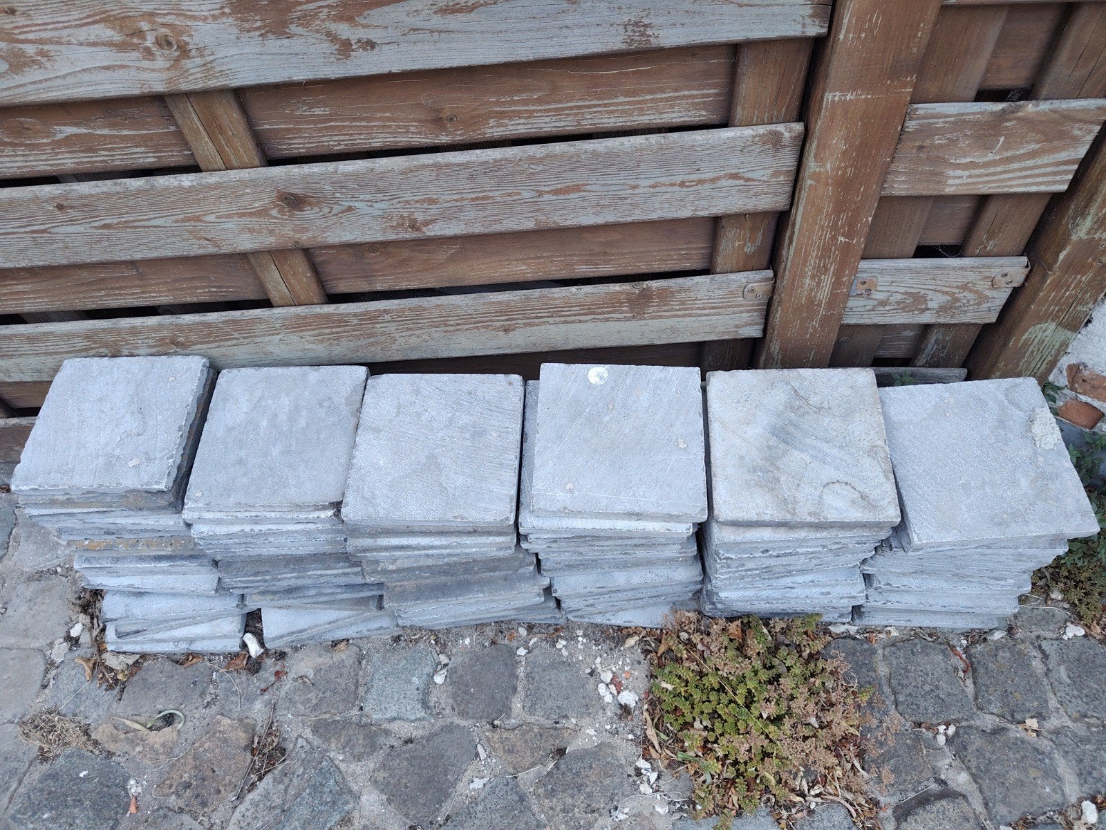 Blauwe hardsteen, 100 tal tegels in natuursteen 15 x 15 cm, Doe-het-zelf en Bouw, Metselstenen, Ophalen, Nieuw, Natuurstenen