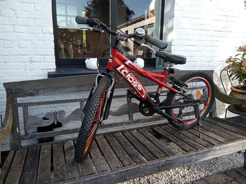 Kinderfiets 20 inch (jongens/meisjes) met 5 versnellingen., 20 inch of meer, Velgrem, Zo goed als nieuw, Ophalen