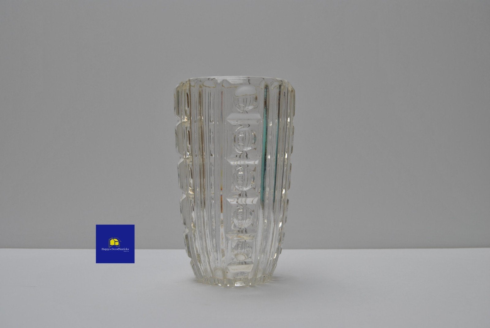 Art Deco clear pressed glass lens vase, Antiek en Kunst, Antiek | Vazen, Ophalen
