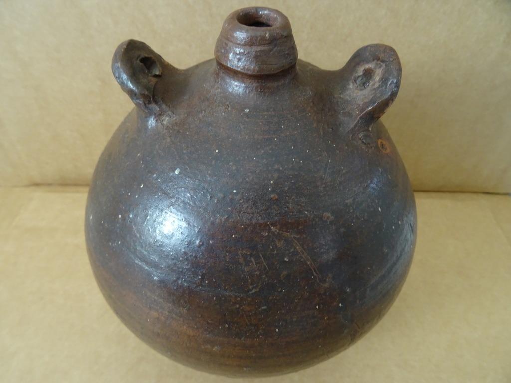 18ème siècle sol trouver cruche de poterie ancienne vers1750, Antiquités & Art, Antiquités | Céramique & Poterie, Enlèvement ou Envoi