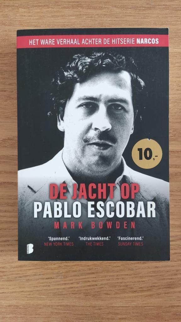 Boek te koop: Mark Bowden - De jacht op Pablo Escobar, Ophalen of Verzenden