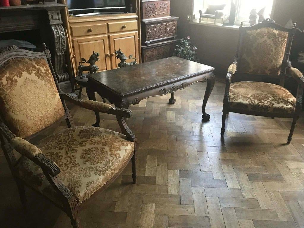 stoel, zetel tafel en spiegel, Ophalen