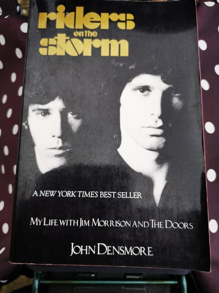 Riders on the storm -my life with Jim Morrison and the Doors, Ophalen of Verzenden, Gebruikt, Boek, Tijdschrift of Artikel