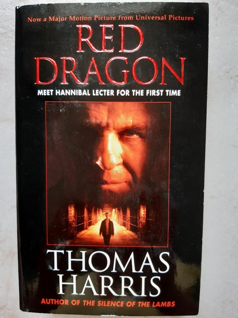 Red dragon - Thomas Harris, Gelezen, Ophalen of Verzenden, Fictie, Thomas Harris