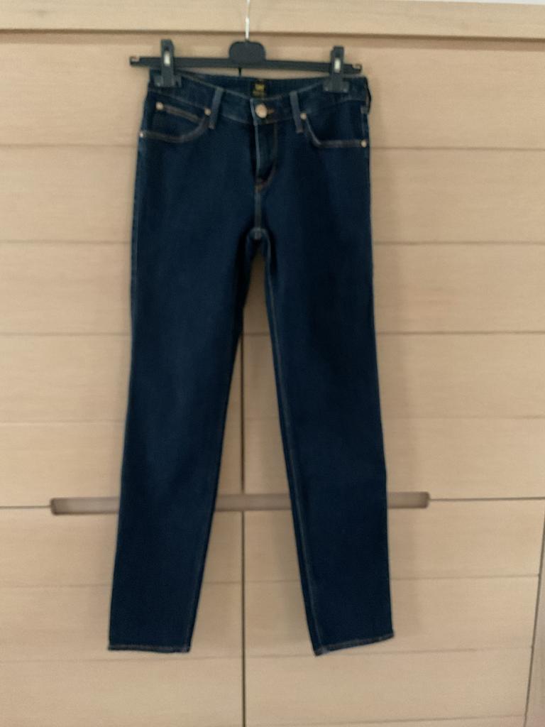 Lee jeans strech deluxe W 27 L 31, Ophalen, Zo goed als nieuw