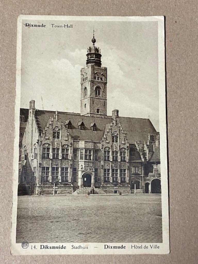Postkaart Diksmuide Stadhuis, Ophalen of Verzenden, 1940 tot 1960, Ongelopen, West-Vlaanderen