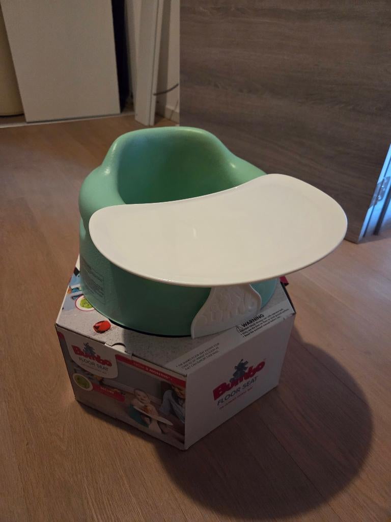 Bumbo seat met tafeltje, Enlèvement, Comme neuf, Autres types, Ceinture(s)